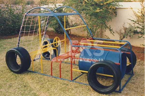 Motorcar With 2 Benches, 4 Steering Wheels  